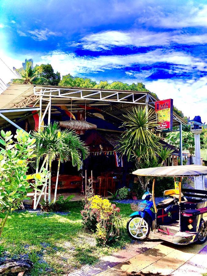 The Lazy Bar And Guesthouse Krabi town Dış mekan fotoğraf