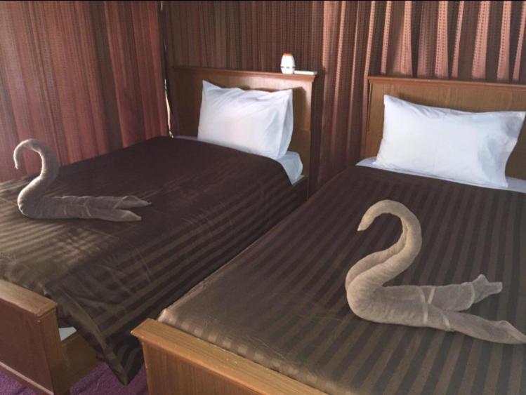 The Lazy Bar And Guesthouse Krabi town Dış mekan fotoğraf