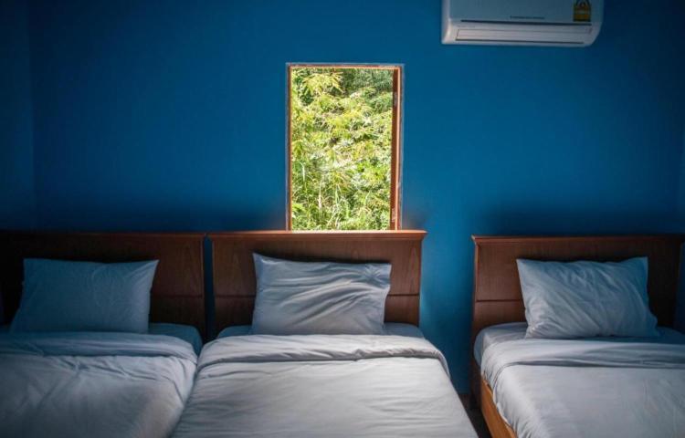 The Lazy Bar And Guesthouse Krabi town Dış mekan fotoğraf